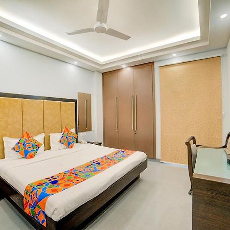 Fabhotel Exotica Greenpark New Delhi Exterior foto
