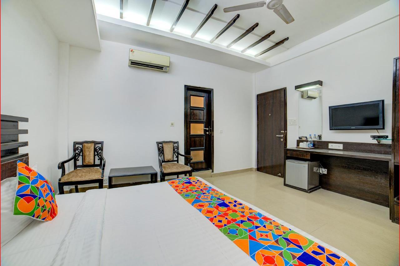 Fabhotel Exotica Greenpark New Delhi Exterior foto