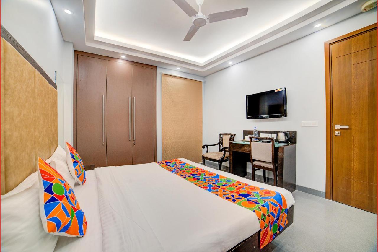 Fabhotel Exotica Greenpark New Delhi Exterior foto