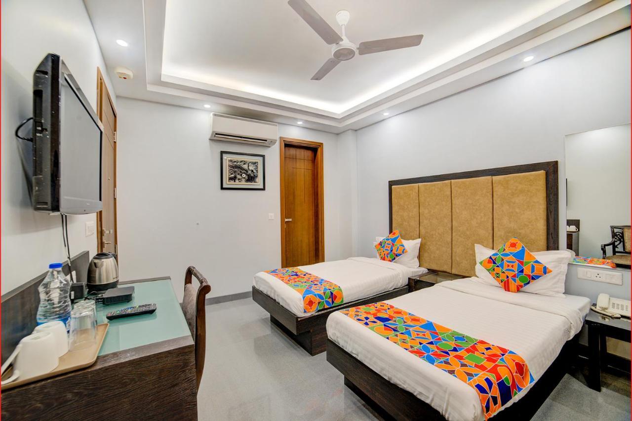Fabhotel Exotica Greenpark New Delhi Exterior foto