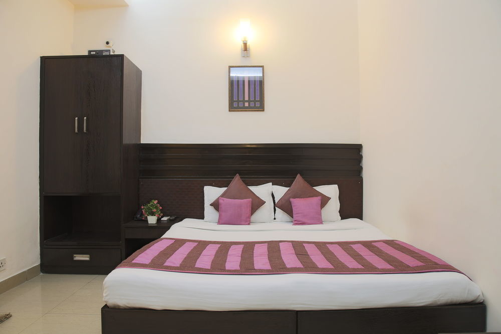 Fabhotel Exotica Greenpark New Delhi Exterior foto