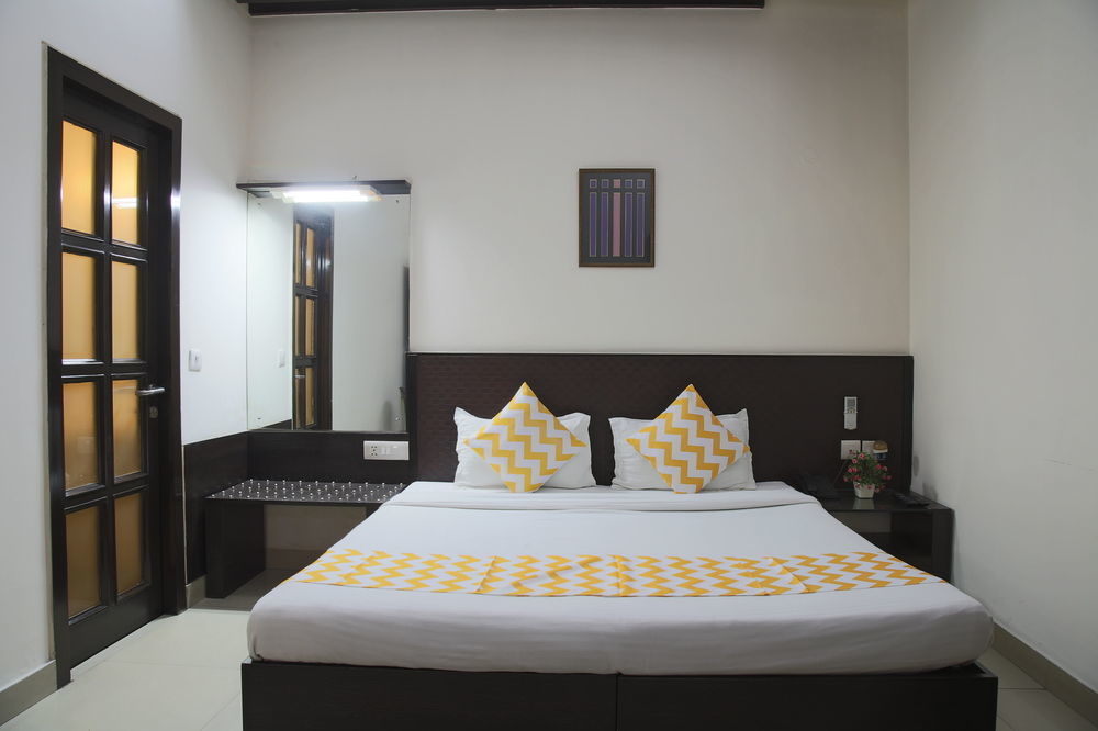 Fabhotel Exotica Greenpark New Delhi Exterior foto