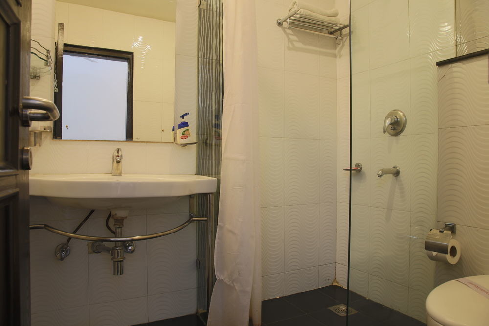 Fabhotel Exotica Greenpark New Delhi Exterior foto
